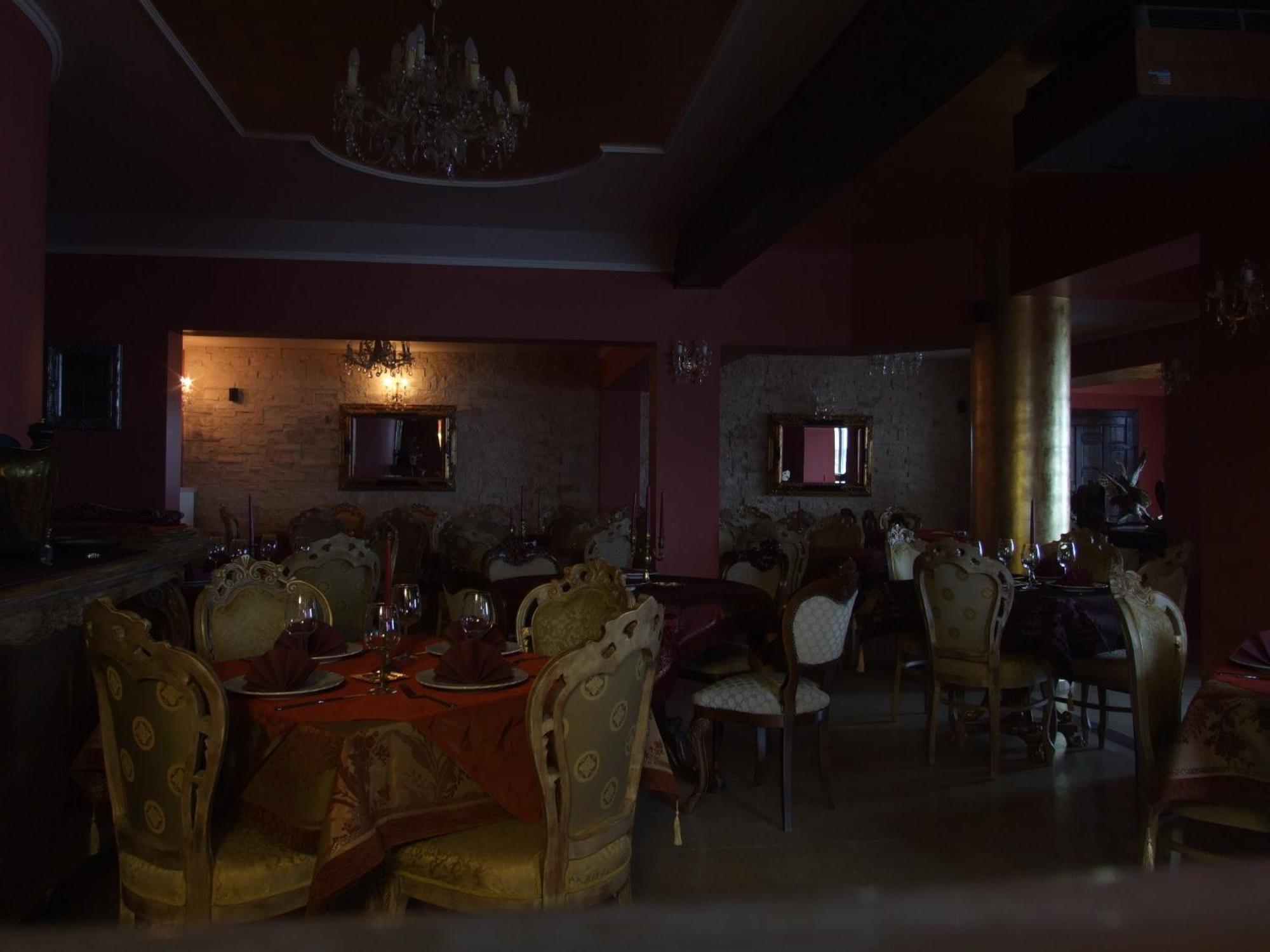 Hotel Royal Zalău Εξωτερικό φωτογραφία
