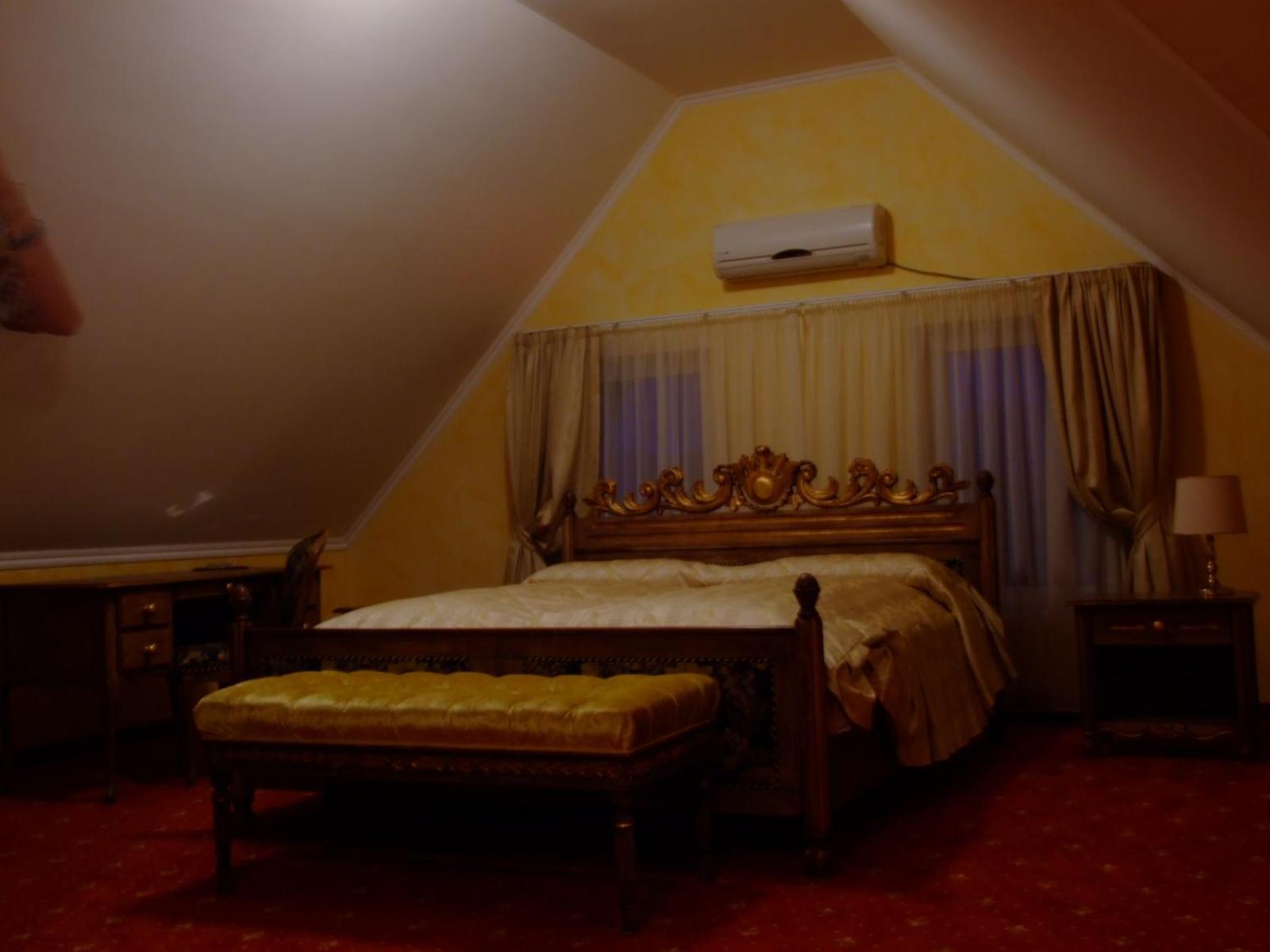 Hotel Royal Zalău Εξωτερικό φωτογραφία