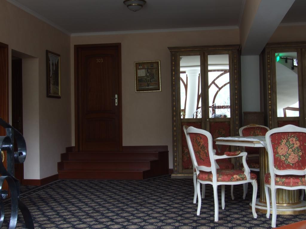 Hotel Royal Zalău Εξωτερικό φωτογραφία
